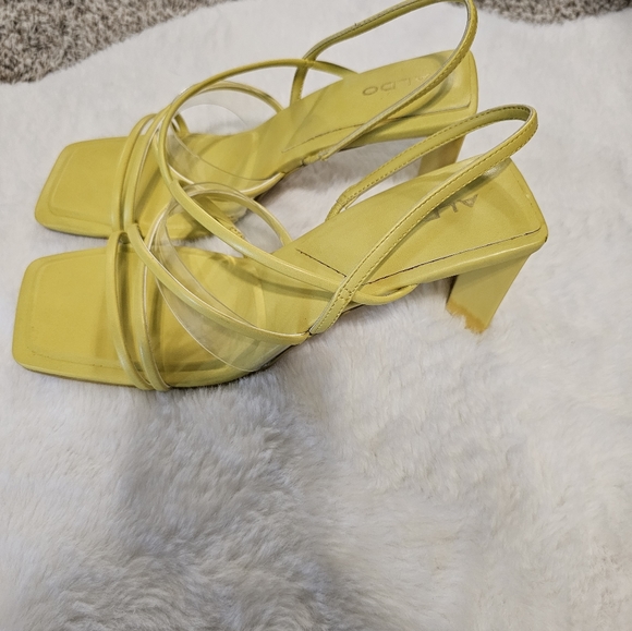 Aldo yellow open toe shoes - Picture 2 of 3